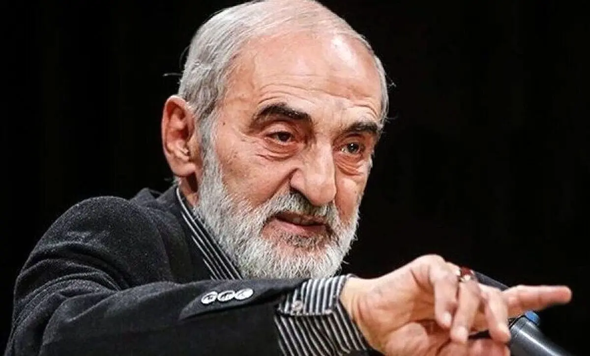 حمله حسین شریعتمداری به علی کریمی و هنرمندان: فلان فوتبالیست بی‌سواد! فلان هنرپیشه درپیتی!