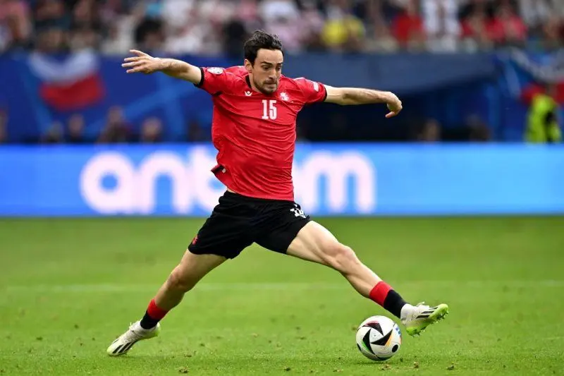 جانشین گولسیانی در پرسپولیس مشخص شد

