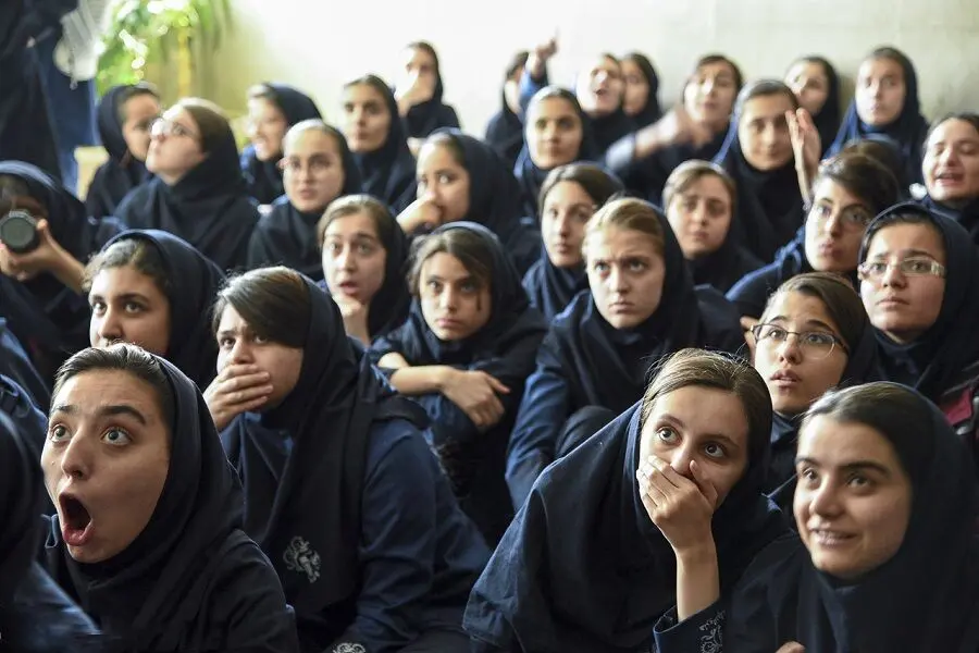 روایت عجیب «مهر» از ماجرای جنجالی مسمومیت گسترده دانش‌آموزان در تاکستان + فیلم