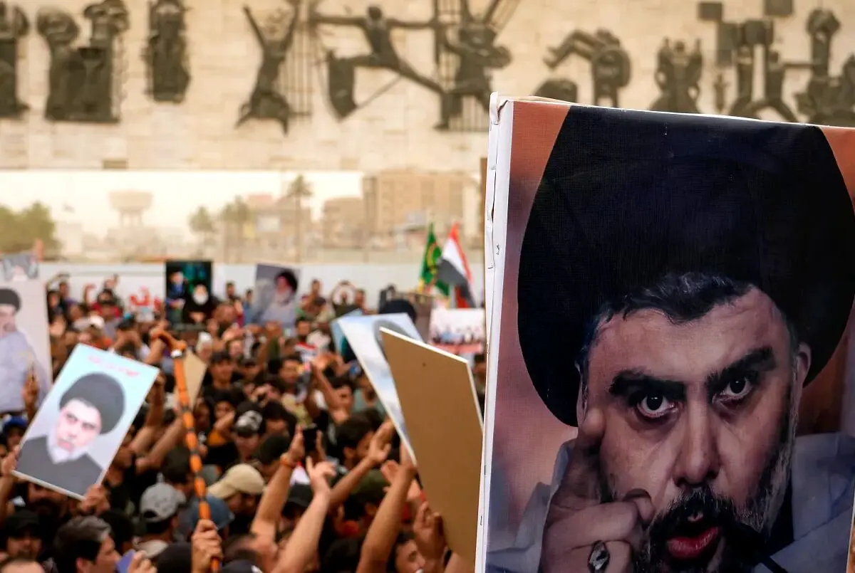 هواداران جریان صدر سفارت سوئد را آتش زدند