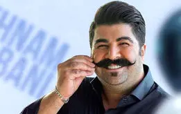 هیجان بهنام بانی از تماشای تابلوی هالیوود در لس‌آنجلس