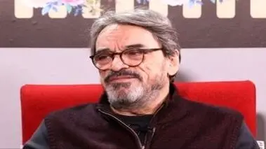 حسین علیزاده به کنایه: همه در گل و بلبل زندگی می‌کنیم/ فیلم