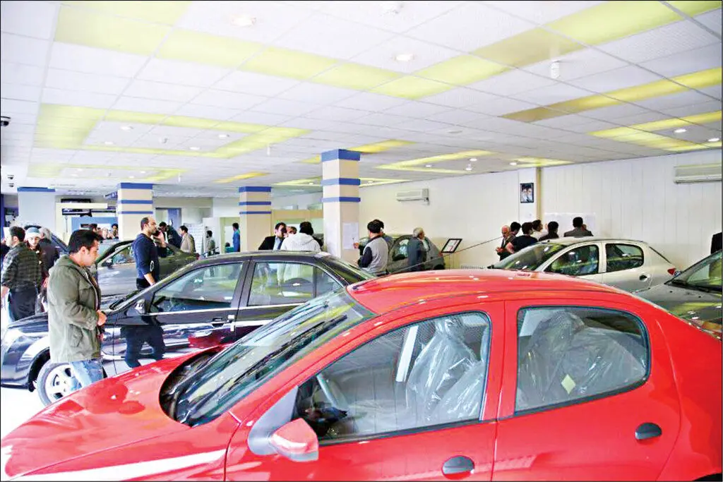 ریزش میلیونی قیمت خودرو با لرزه دلار