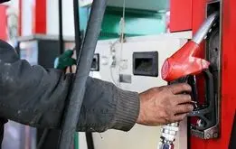 تغییر غیرمنتظره در قیمت بنزین / مردم آماده  بنزین ۵ هزار تومانی باشند
