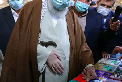 رهبر انقلاب در نمایشگاه کتاب