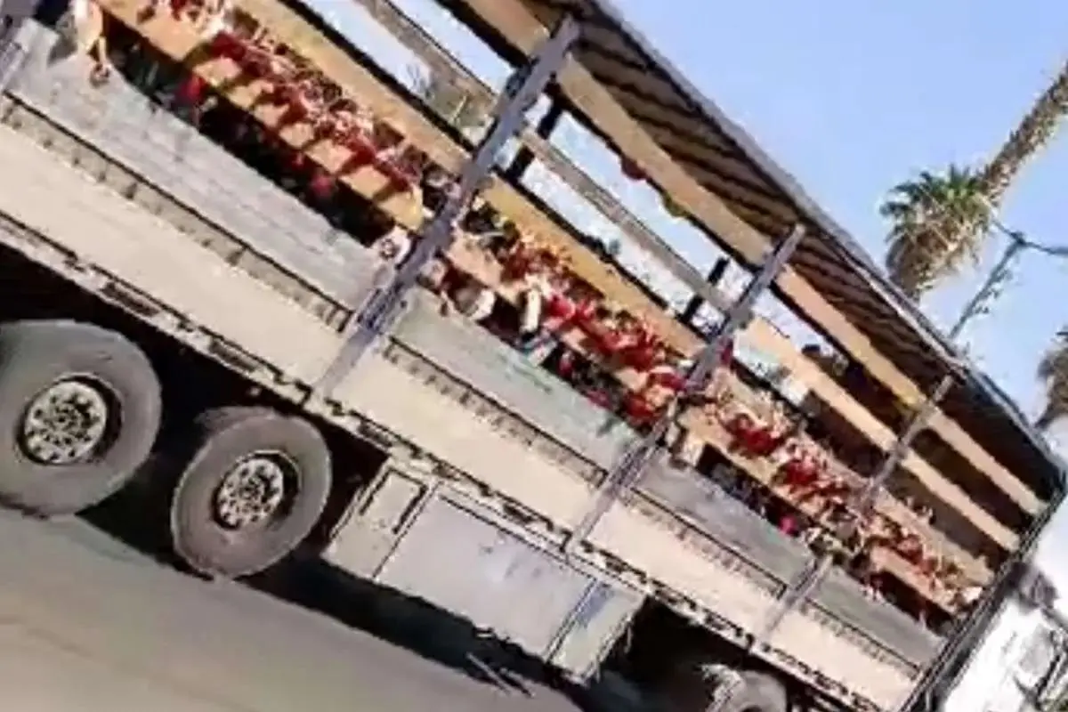 ماجرای حمل دانش آموزان با کامیون چه بود؟