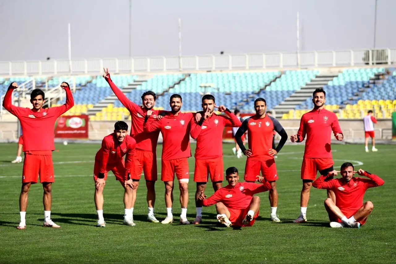  پوستر جنجالی پرسپولیس مقابل سپاهان حذف شد! + عکس