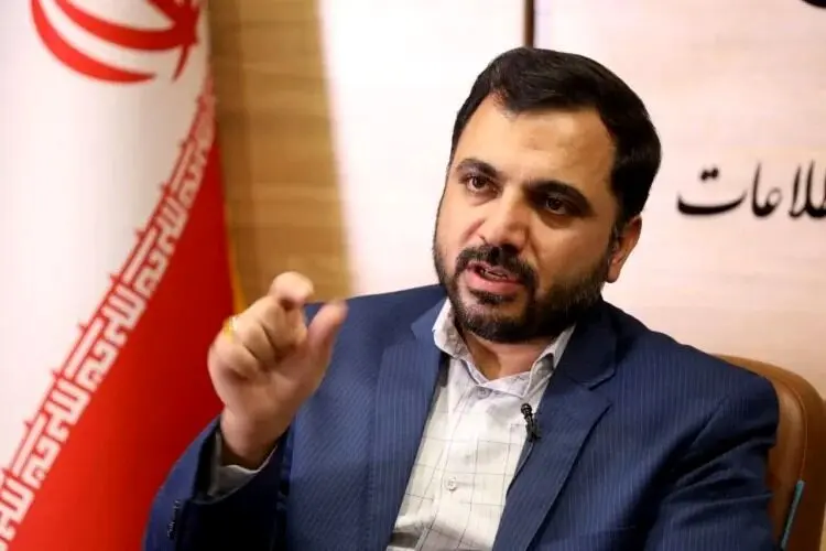 نمایش کارنامه دختر وزیر ارتباطات در جلسه هیات دولت! + عکس

