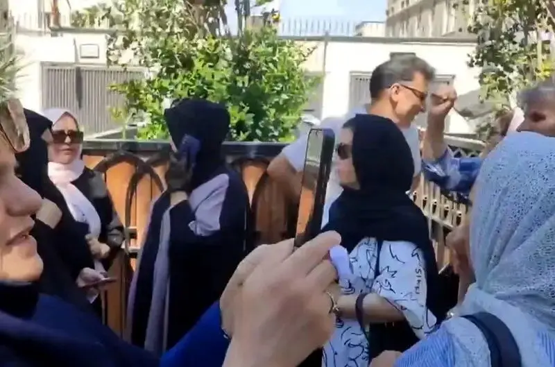 تجمع فرهنگیان بازنشسته معترض مقابل سازمان برنامه و بودجه+جزییات