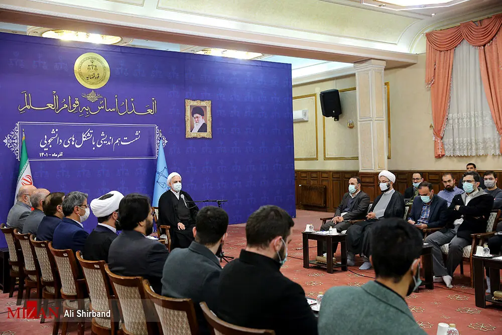 محسنی اژه ای : بسیاری از نقدها را قبول دارم