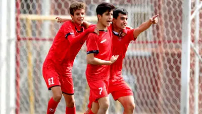 گاف بزرگ هیات فوتبال تهران / بازی پرسپولیس لغو شد!