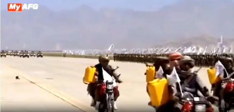 یک اقدام شرم آور و زشت طالبان برای تمسخر ایرانی ها | این ویدئو  اندوهبار را ببینید