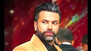 تصادف عجیب علیرضا نیکبخت + ویدئو


