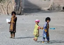 آمار وحشتناک از سوءتغذیه در میان کودکان سیستان و بلوچستان + فیلم