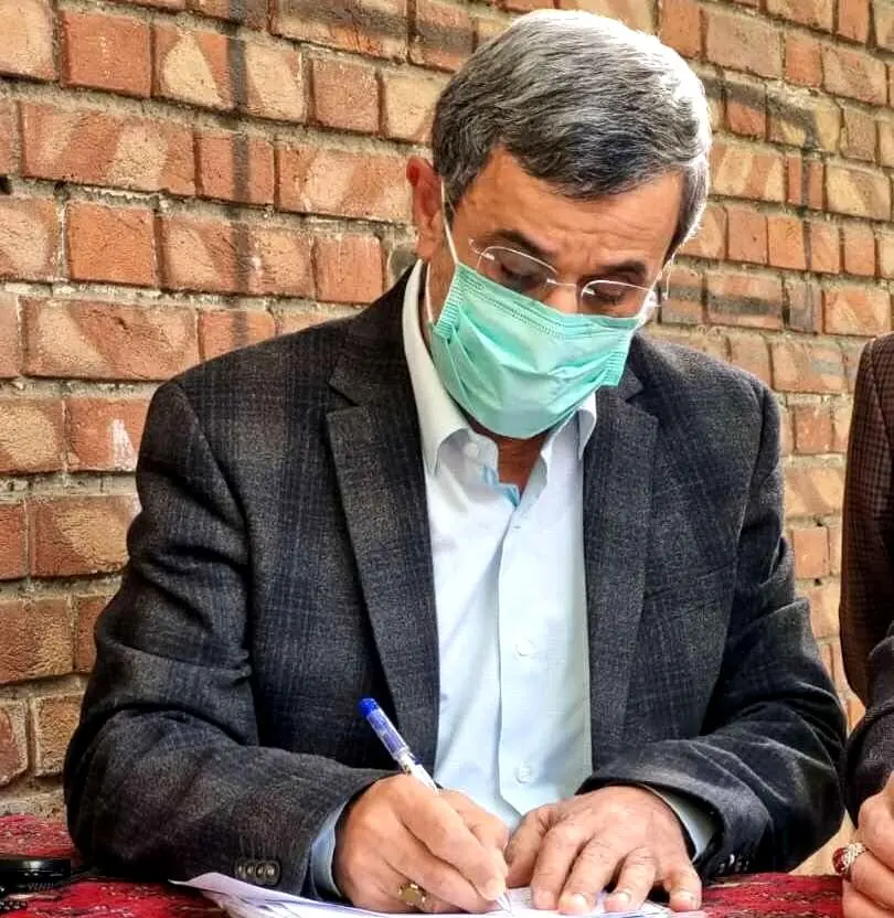 نامه احمدی نژاد به رئیس جمهور اوکراین
