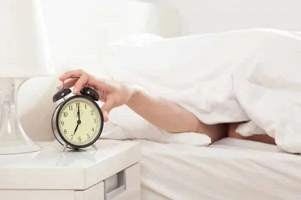 بلایی که خواب زیاد سر بدن شما می‌آورد
