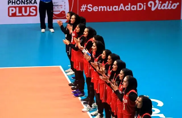 پیروزی زنان والیبال ایران در قهرمانی آسیا