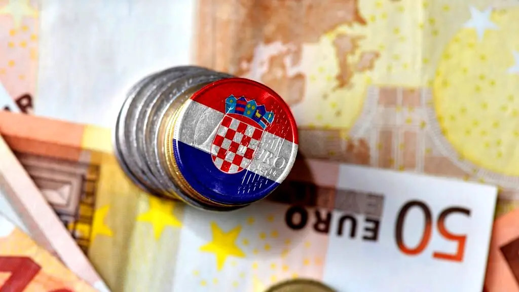 شمارش معکوس پیوستن کرواسی به یورو و شنگن