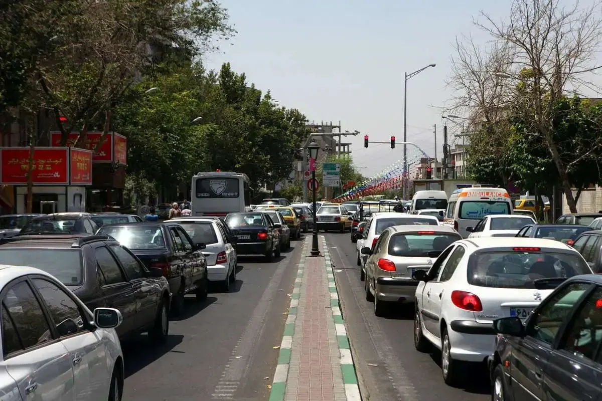 قطع برق در مشهد، چراغ‌های راهنمایی را از کار انداخت