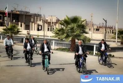 پزشکیان دوچرخه سوار شد
