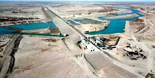 آب هیرمند از افغانستان وارد ایران شد