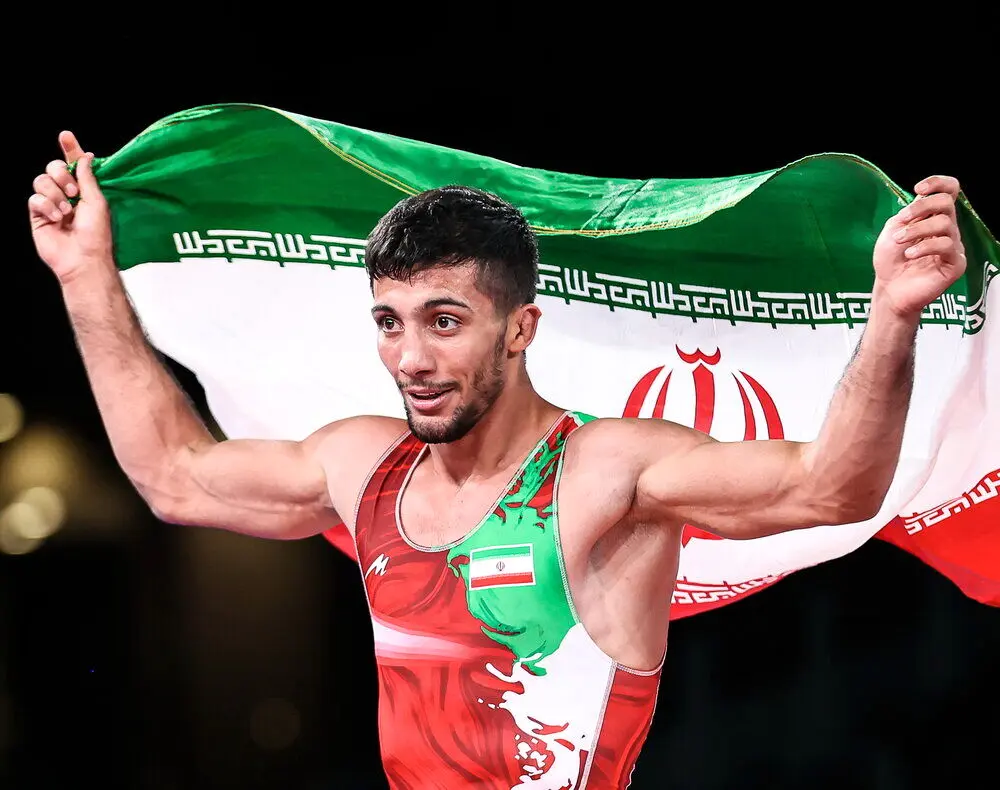 محمد رضا گرایی قهرمان کشتی فرنگی :لقب«ققنوس» را دوست دارم تا آخرین لحظه می‌جنگم / 2021 بهترین سال زندگی‌ام محسوب می‌شود
