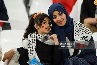 هواداران تیم فوتبال فلسطین در دیدار مقابل ایران