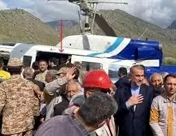 چرا امیرعبداللهیان به جای وزیر دیگری سوار بالگرد رئیسی شد!؟+آخرین عکس

