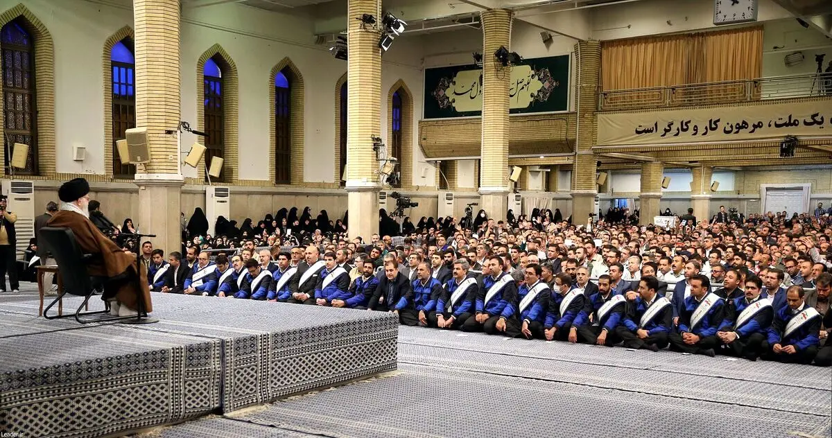 رهبر انقلاب:تحریم‌ها ملت ایران را از پا در نمی‌آورد

