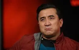 صحبت‌های منشوری خداداد عزیزی در شبکه ۳  +فیلم