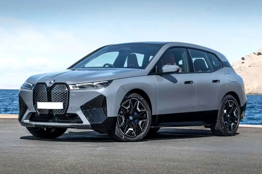 ویژگی‌های عجیب یک BMW همه را شوکه کرد

