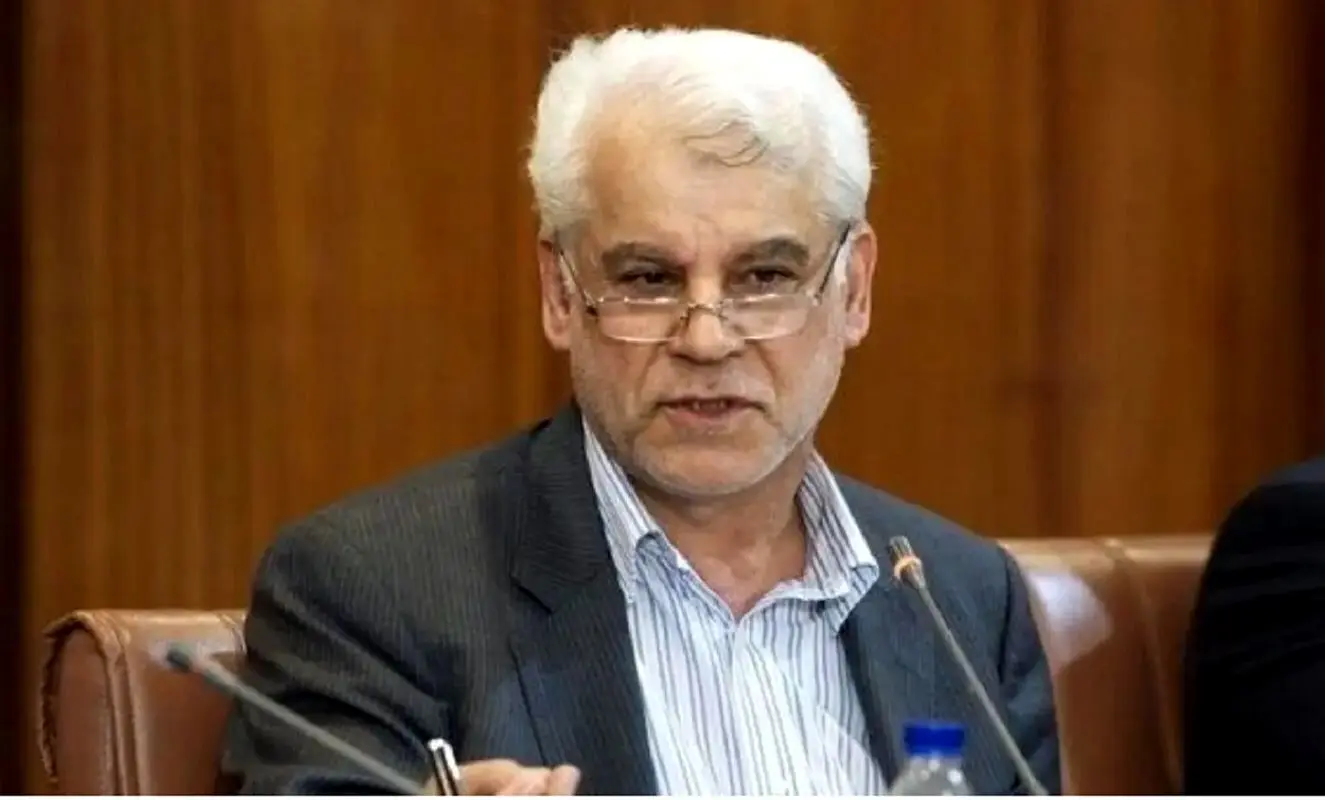 تغییر چهره غیرمنتظره رئیس بانک مرکزی دولت احمدی‌نژاد +‌ عکس

