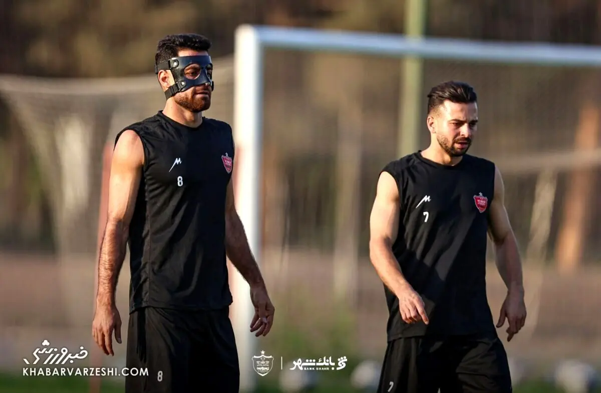 ماسک خبرساز ستاره پرسپولیس در بازی با سپاهان
