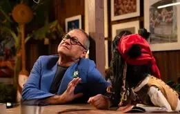 رامبد جوان با عروسک جدید به تلویزیون آمد