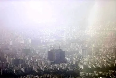  گرد و غبار شدید تهران را تیره کرد