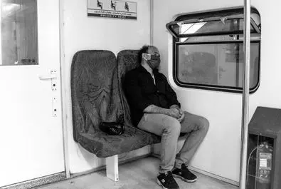 خواب در هیاهو