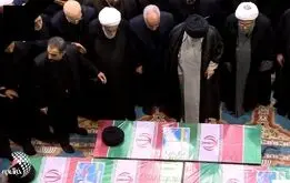 لحظه‌ای از نماز امروز رهبری که اشک مردم را درآورد

