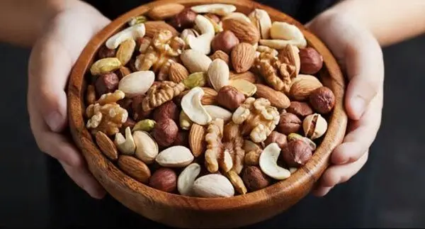 بهترین مغزها برای درمان کم کاری تیروئید

