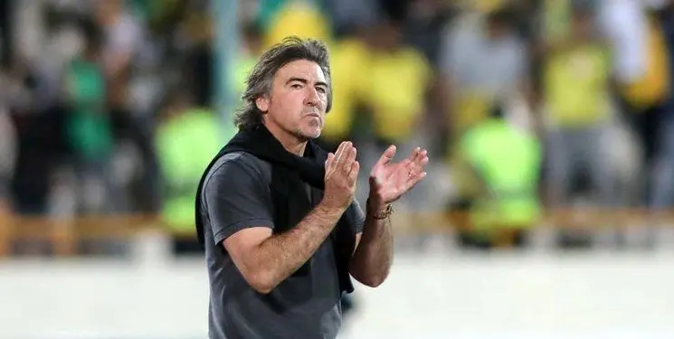 ساپینتو: بازیکنان و من خسته شده‌ایم / پرسپولیس مشکلات ما را ندارد