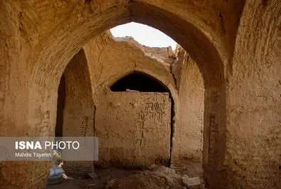 فرونشست زمین اصفهان