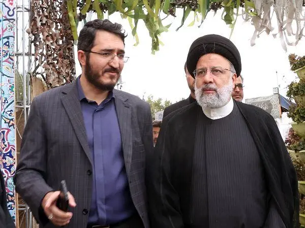 انتخاب اسم عجیب و جنجالی برای کتاب خاطرات شهید رئیسی 