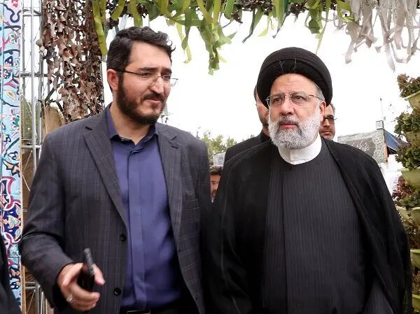 انتخاب اسم عجیب و جنجالی برای کتاب خاطرات شهید رئیسی 