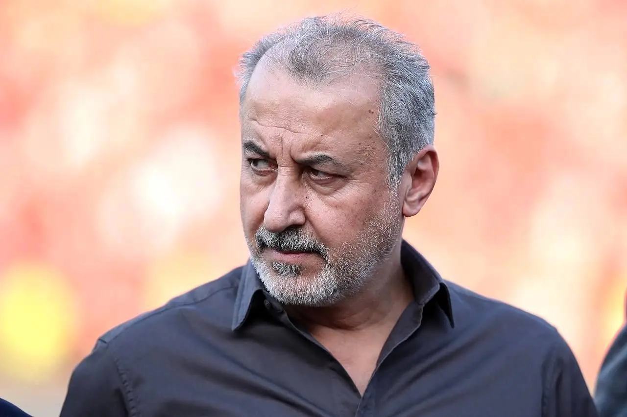حمله جنجالی رضا درویش به خبرنگاران