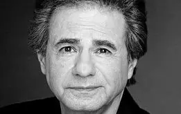 عارف در گذشت