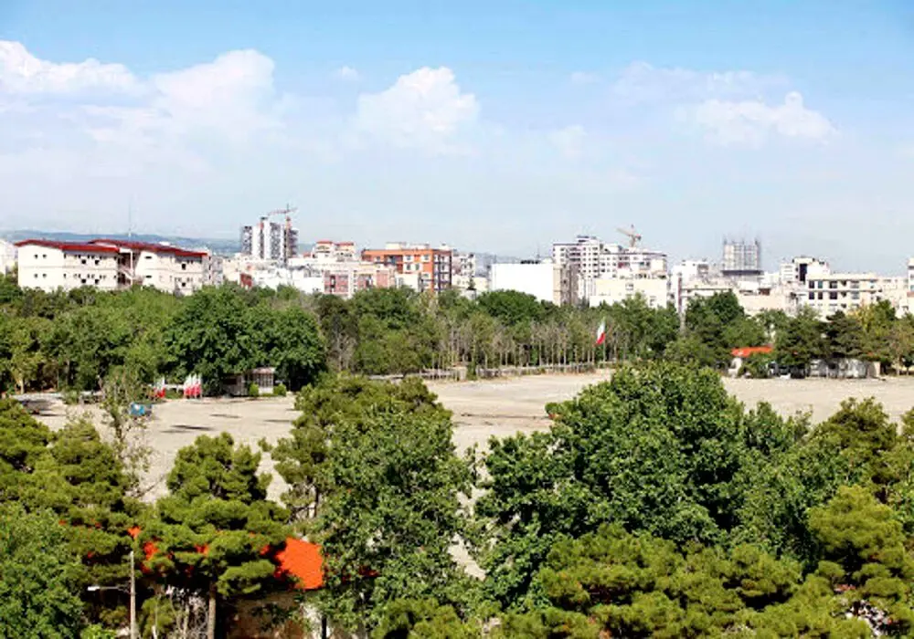 درختان  پادگان ۰۶ غیب شدند

