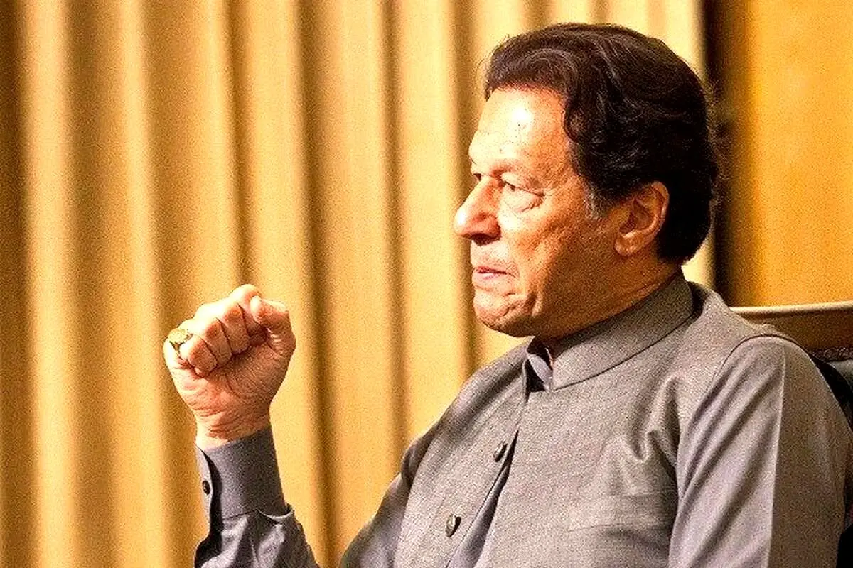 عمران خان از زندان آزاد شد