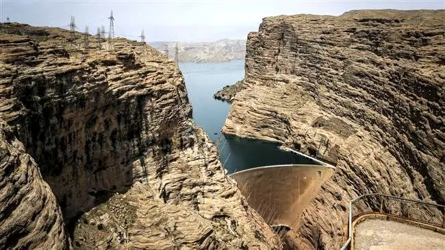 عظمت و زیبایی سد دز/ببینید
