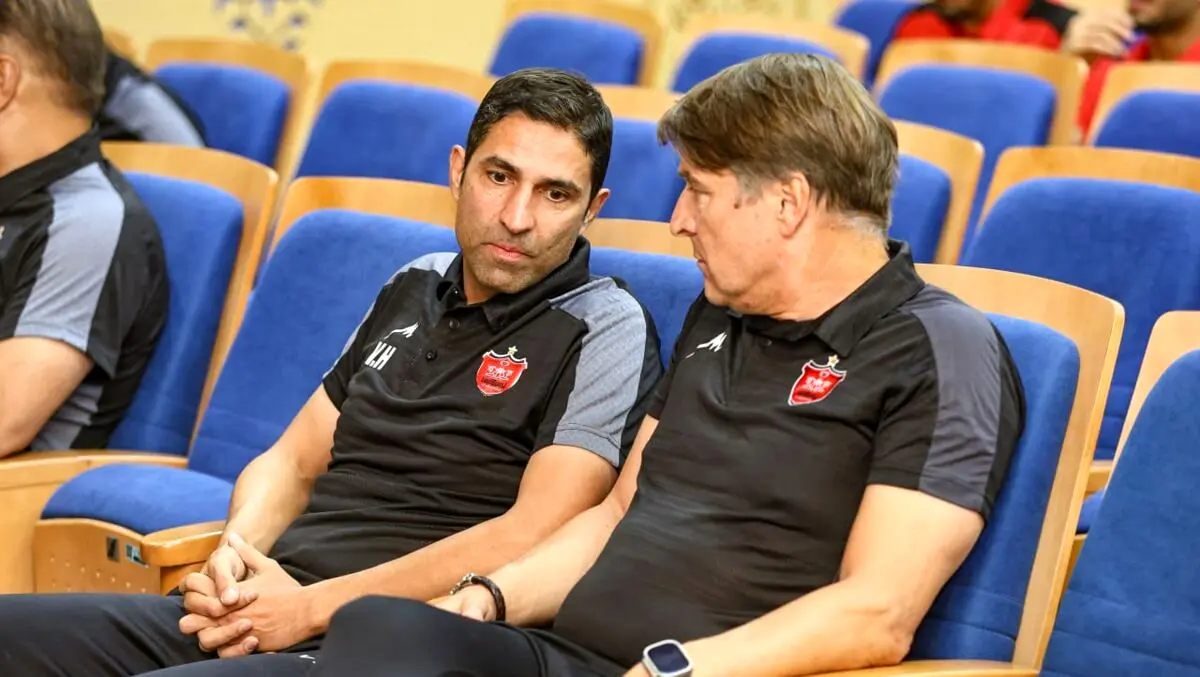 استقلالی‌ها مربی پرسپولیس را سوژه کردند