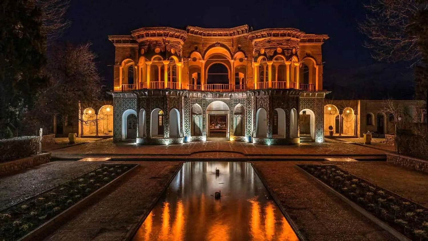 شاهزاده ماهان تعطیل شد