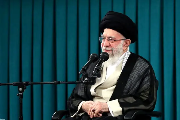 رهبر معظم انقلاب: تندروی ها نباید زمینه ساز اتهام زنی به اصل مذاهب شود + فیلم